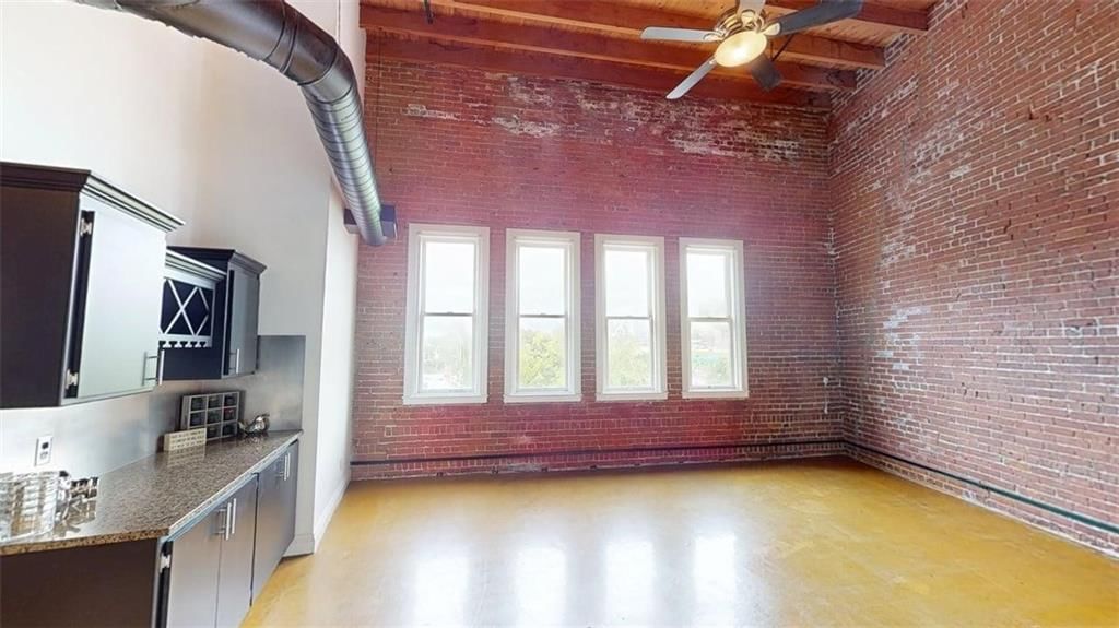 510 Delaware Street — photo 14