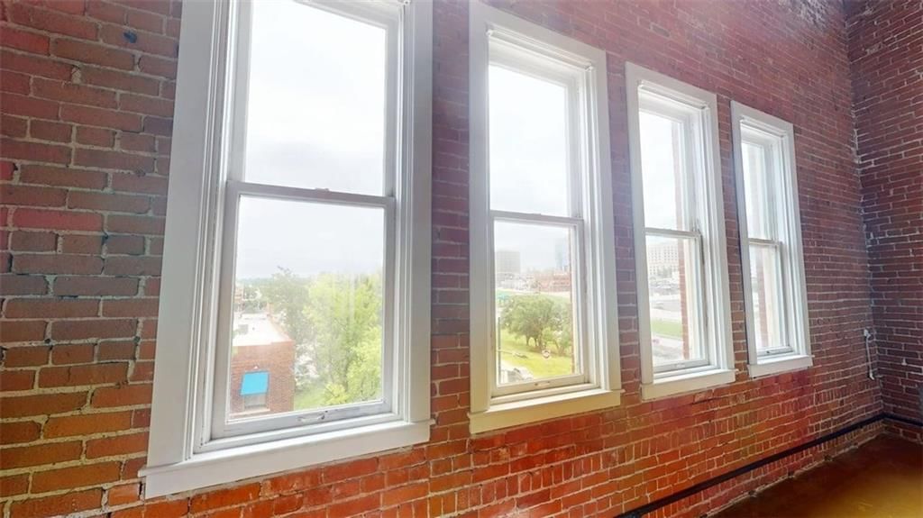 510 Delaware Street — photo 16