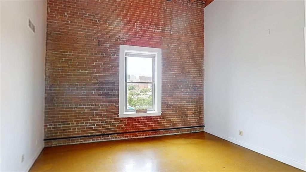 510 Delaware Street — photo 19