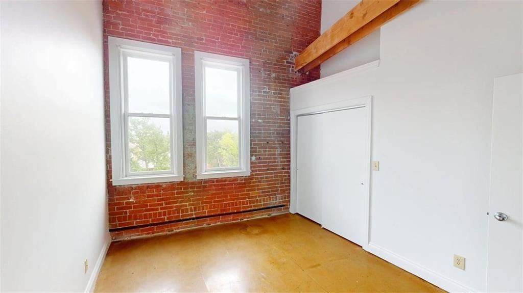 510 Delaware Street — photo 24