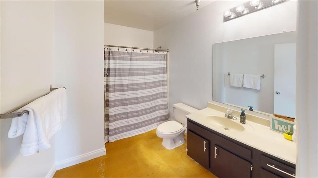 510 Delaware Street — photo 25