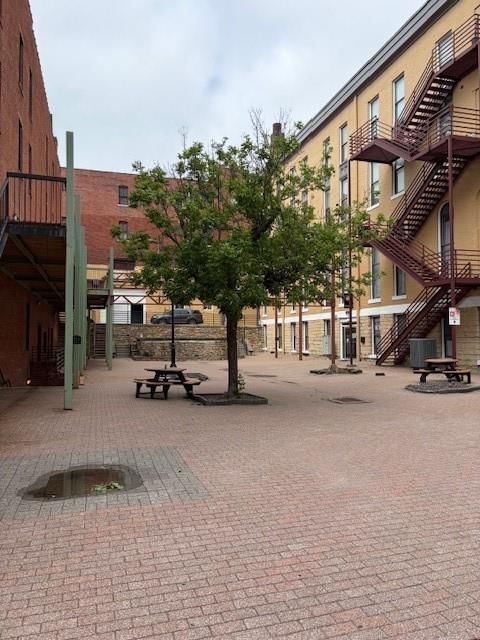510 Delaware Street — photo 39