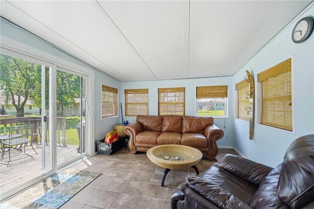 212 S Downey Avenue — photo 31