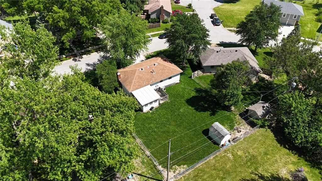 212 S Downey Avenue — photo 42