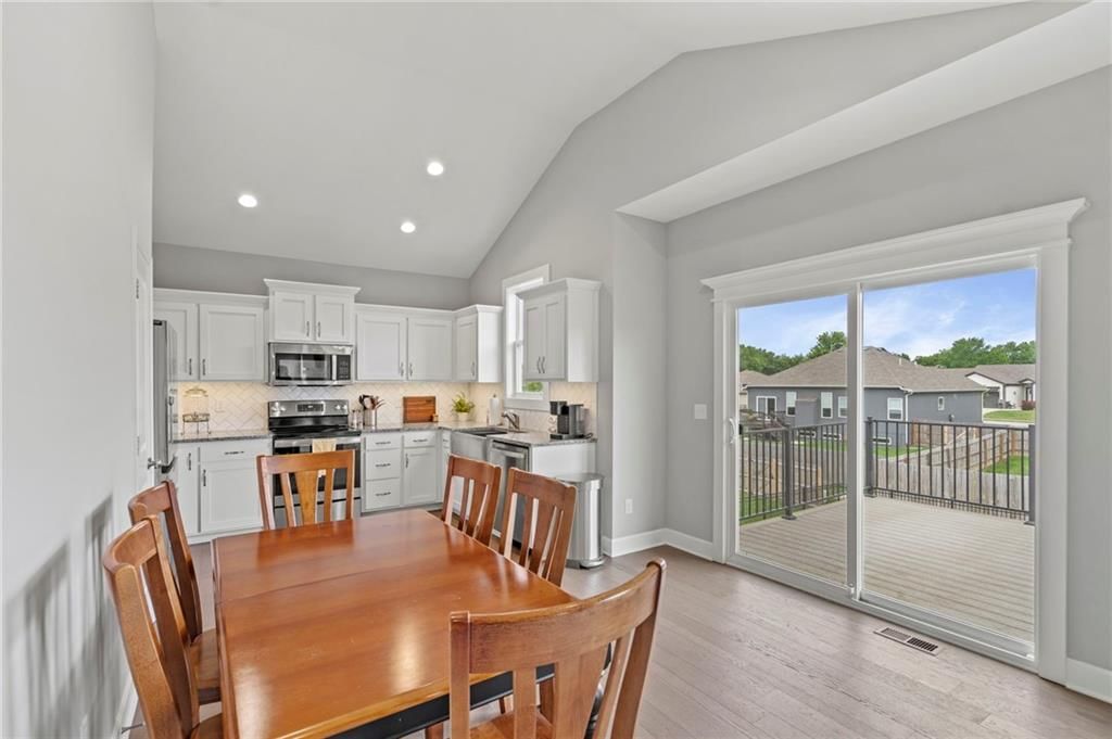 1807 Alpine Drive — photo 18