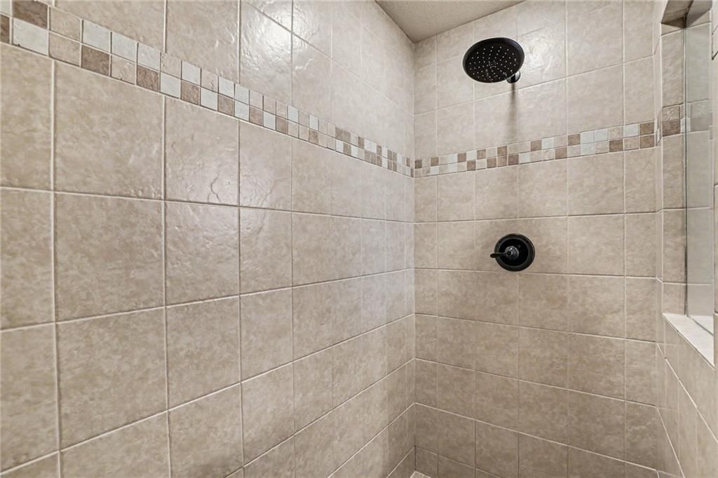 16416 Birch Street — photo 29