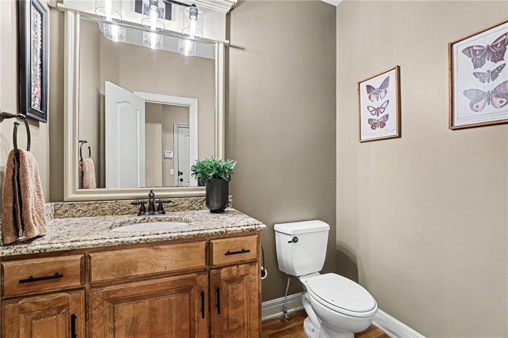 16416 Birch Street — photo 44