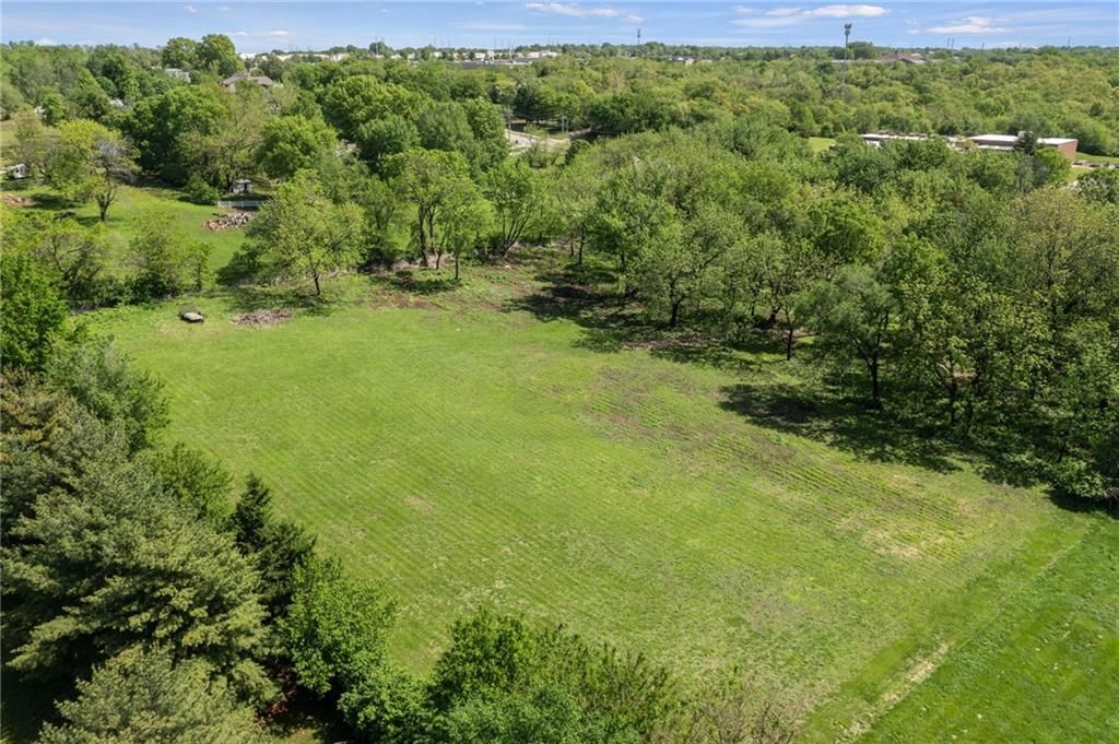 6948 Maurer Road, Shawnee, KS