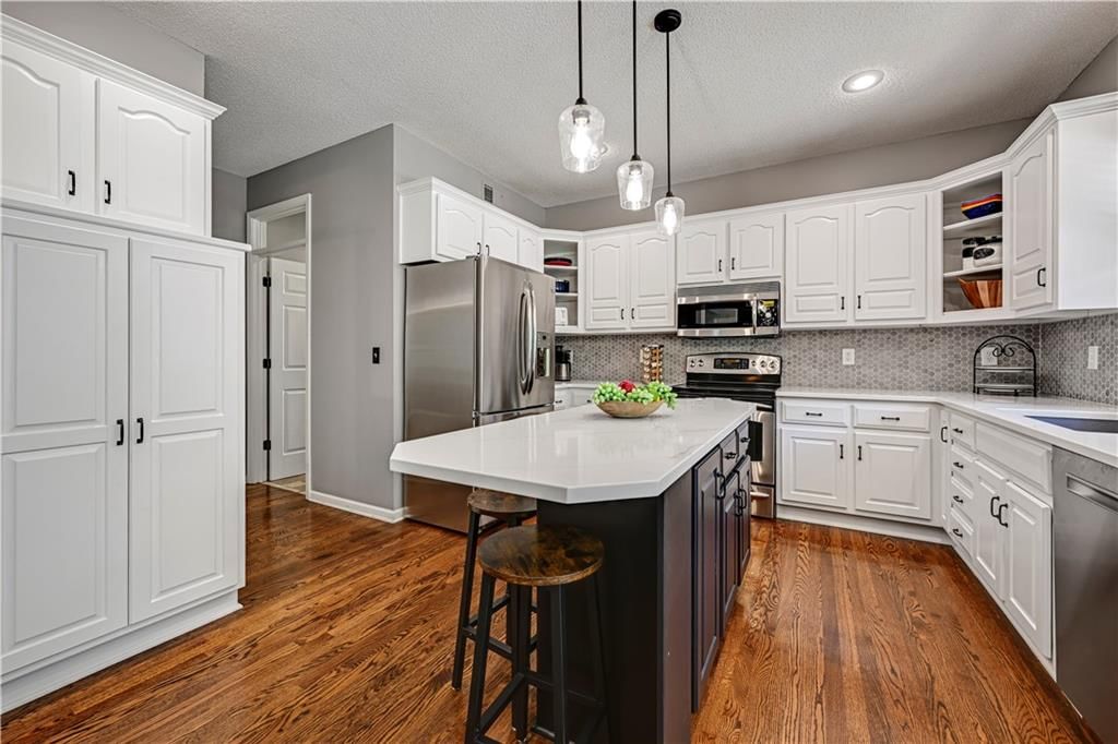 12141 S Rene Street — photo 18