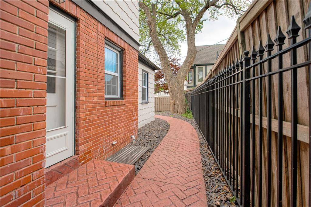 6110 WARD Parkway — photo 29