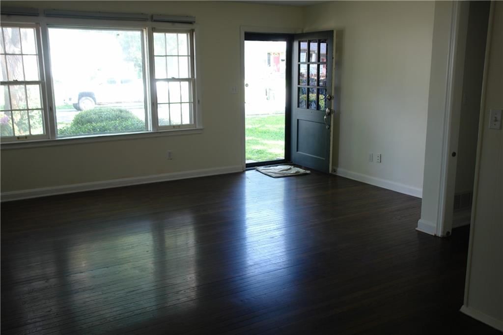 8212 Mackey Street — photo 3