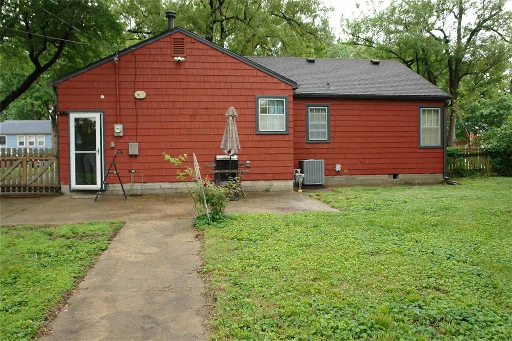 8212 Mackey Street — photo 10