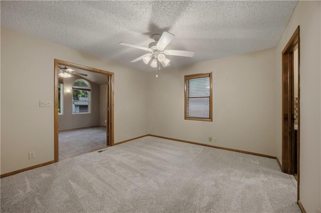 1136 Monroe Street — photo 14