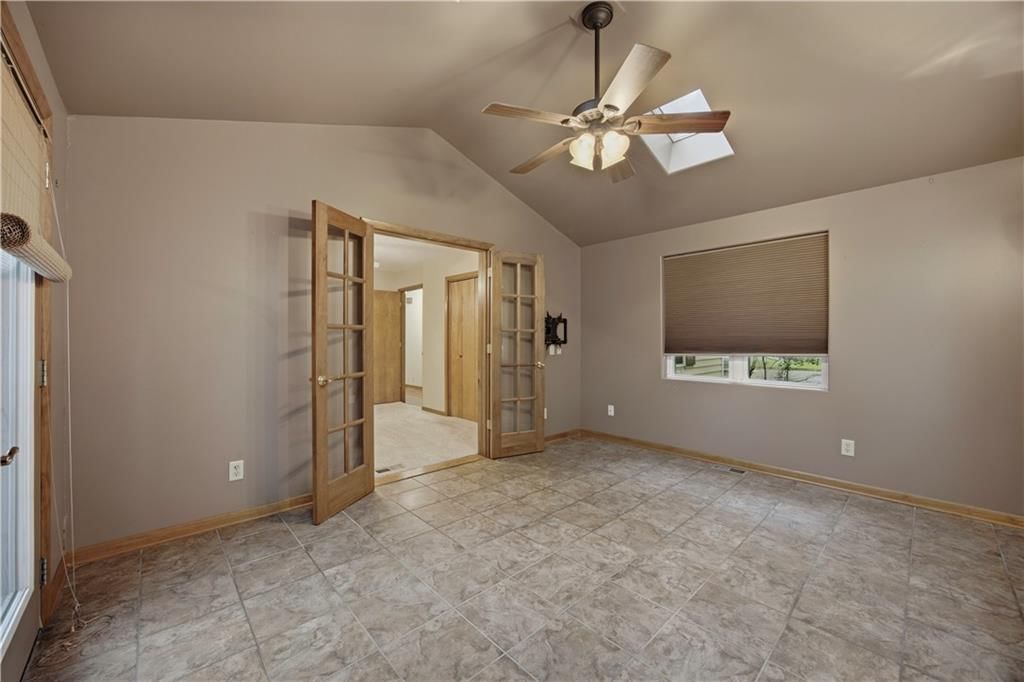 1136 Monroe Street — photo 17