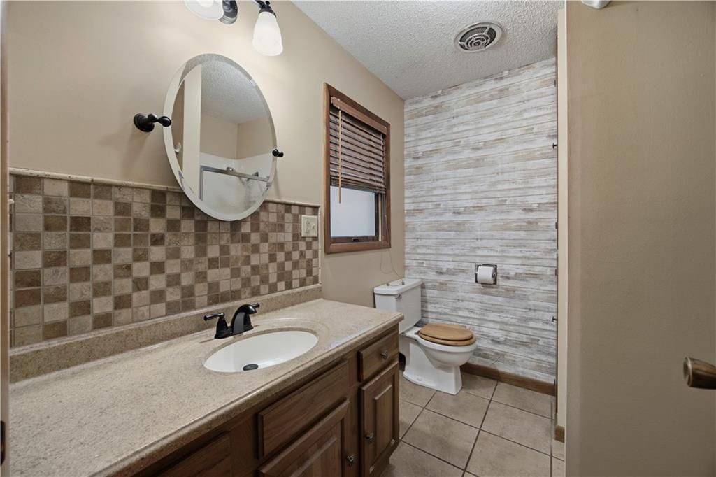1136 Monroe Street — photo 18