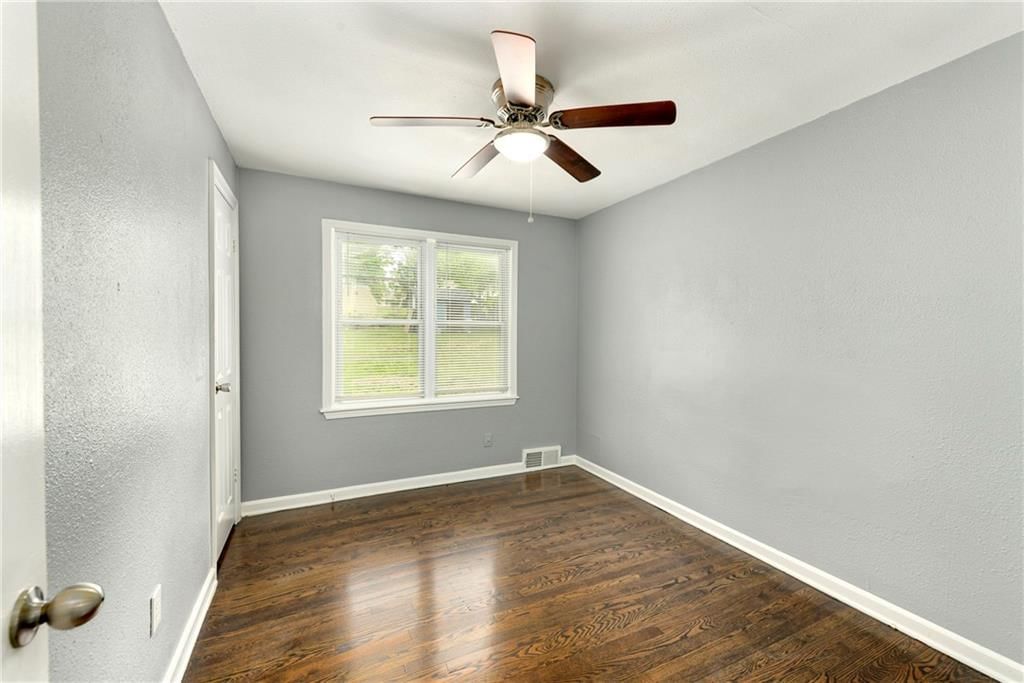 9805 E Gregory Boulevard — photo 11