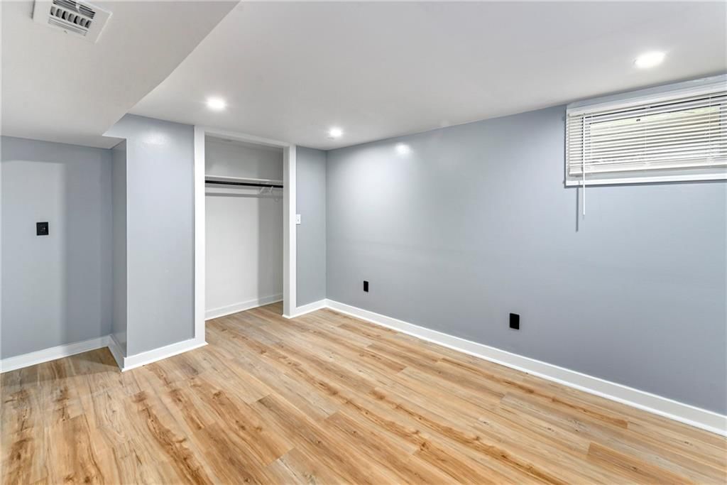 9805 E Gregory Boulevard — photo 15