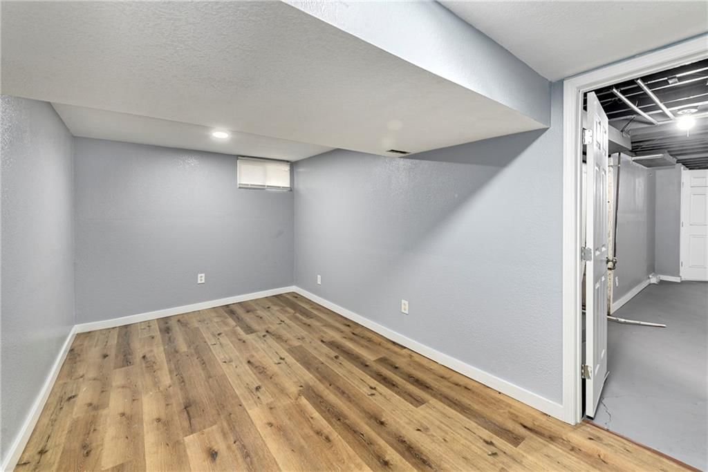 9805 E Gregory Boulevard — photo 16