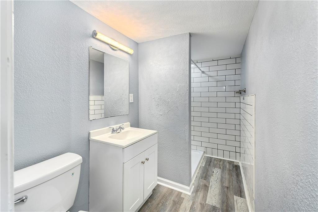 9805 E Gregory Boulevard — photo 17