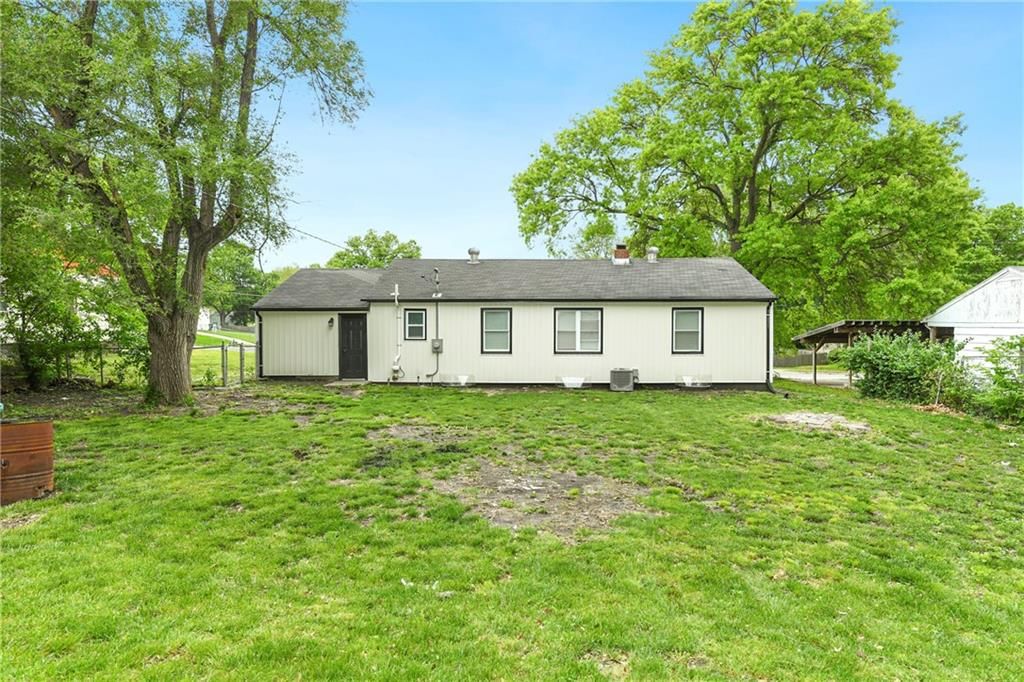 9805 E Gregory Boulevard — photo 20