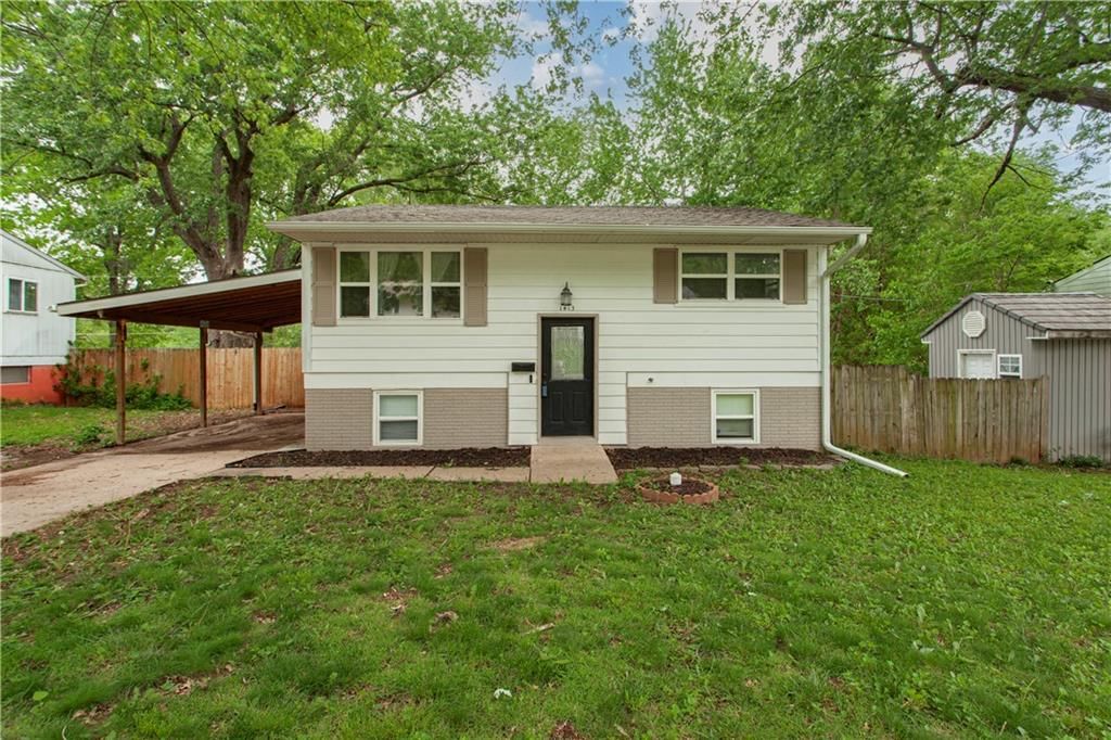 1413 N Geronimo Drive, Independence, MO