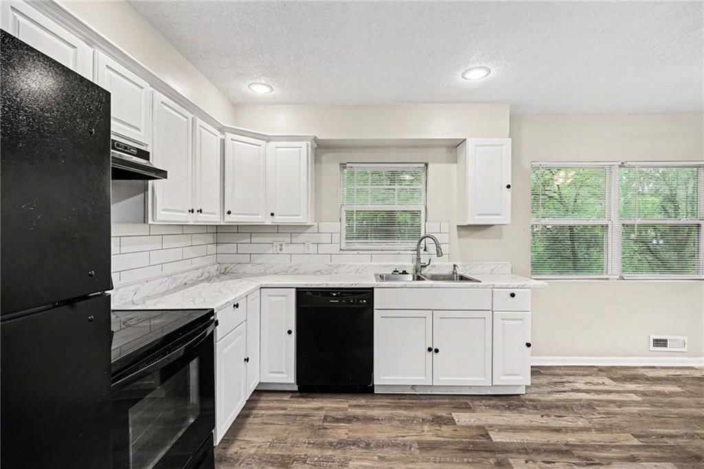 5324 Hunter Street — photo 9