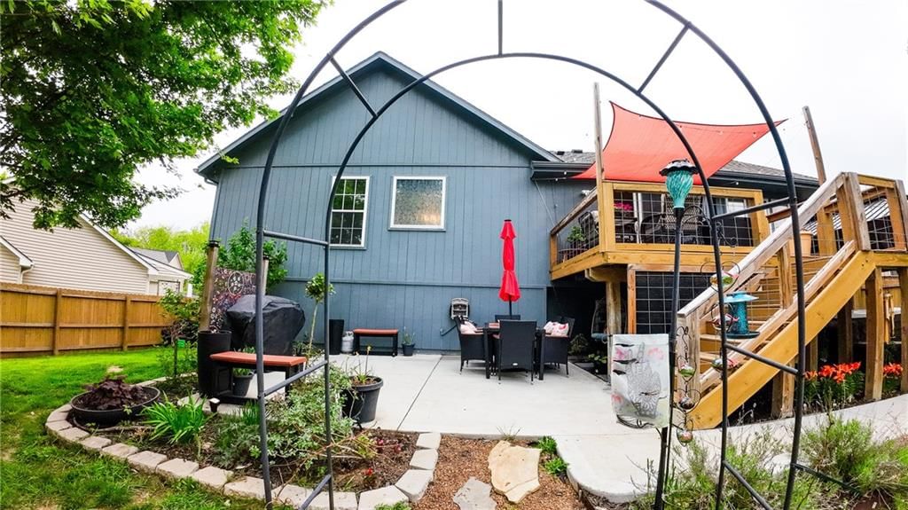 19205 E COLONY Court — photo 36