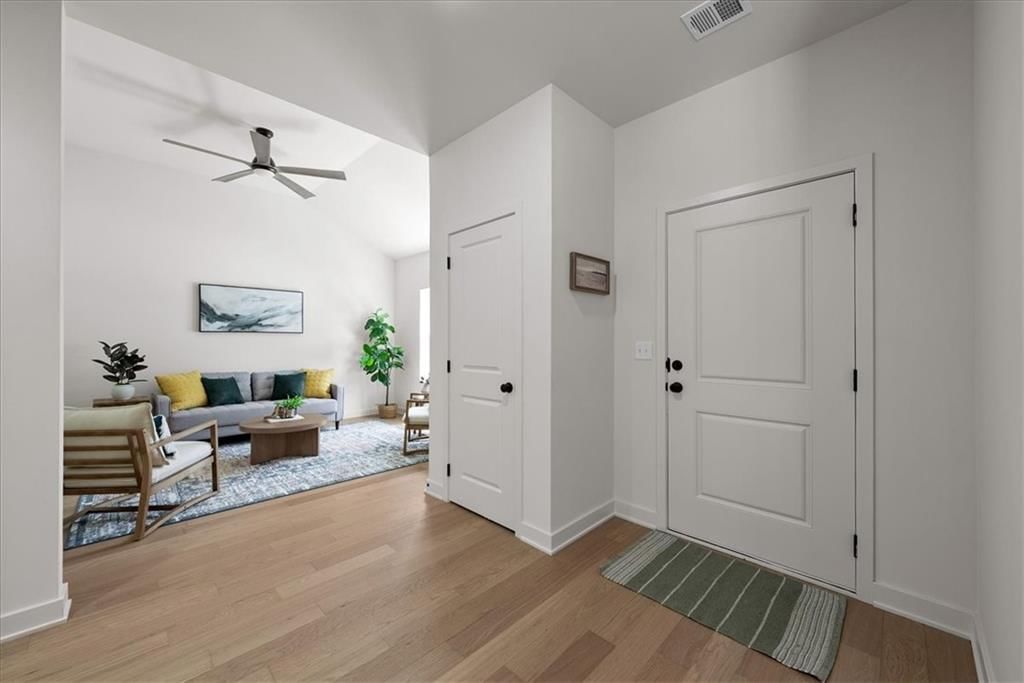 11407 Spruce Avenue — photo 10