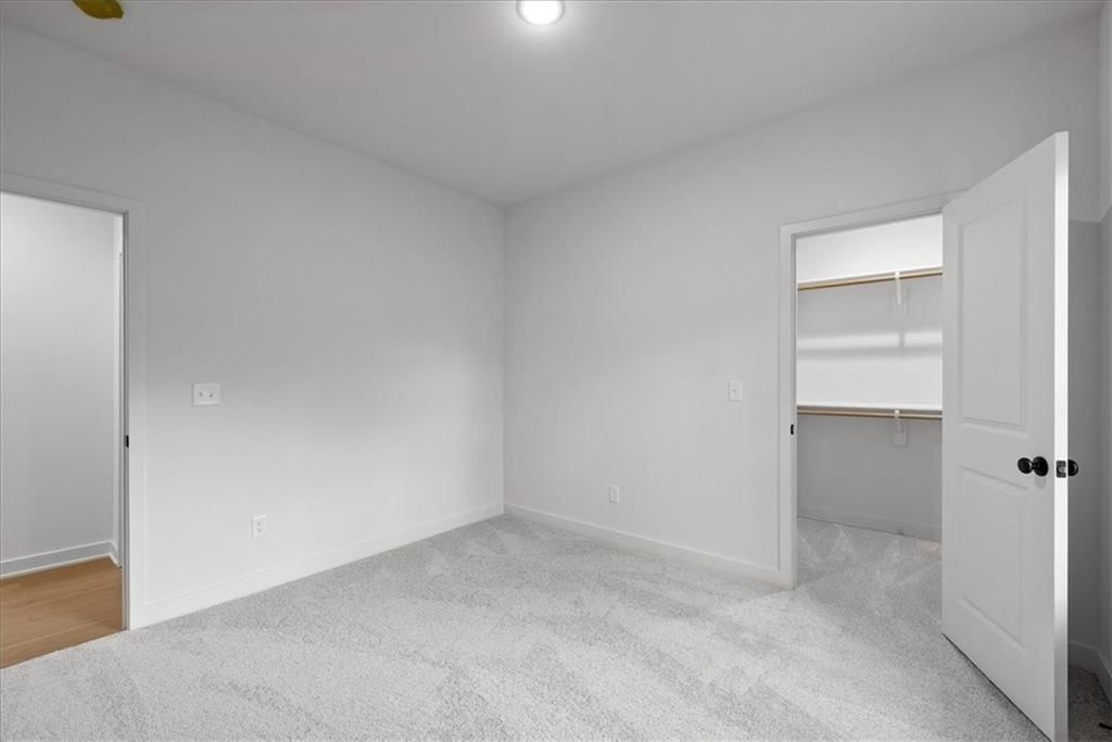 11407 Spruce Avenue — photo 25