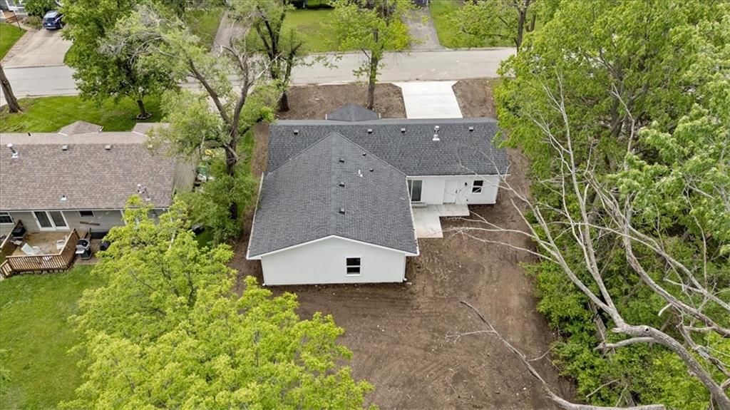 11407 Spruce Avenue — photo 30