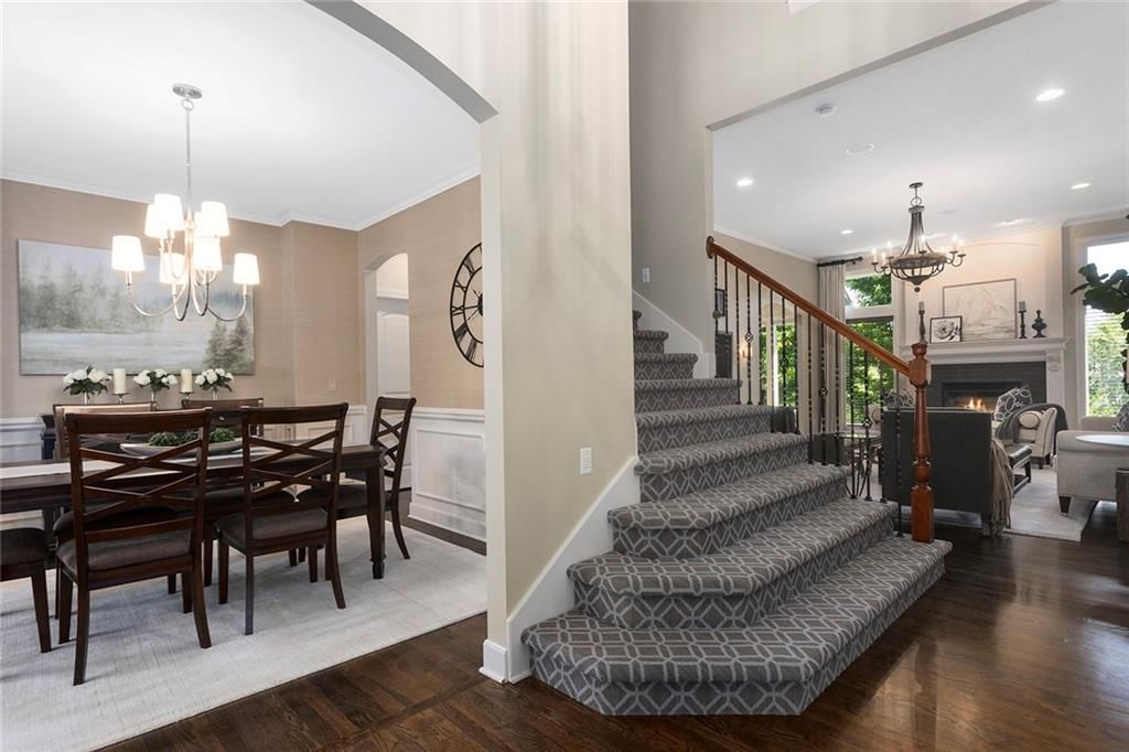 8915 N Lewis Avenue — photo 5