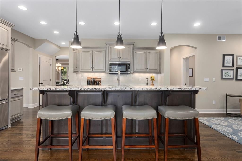 8915 N Lewis Avenue — photo 20