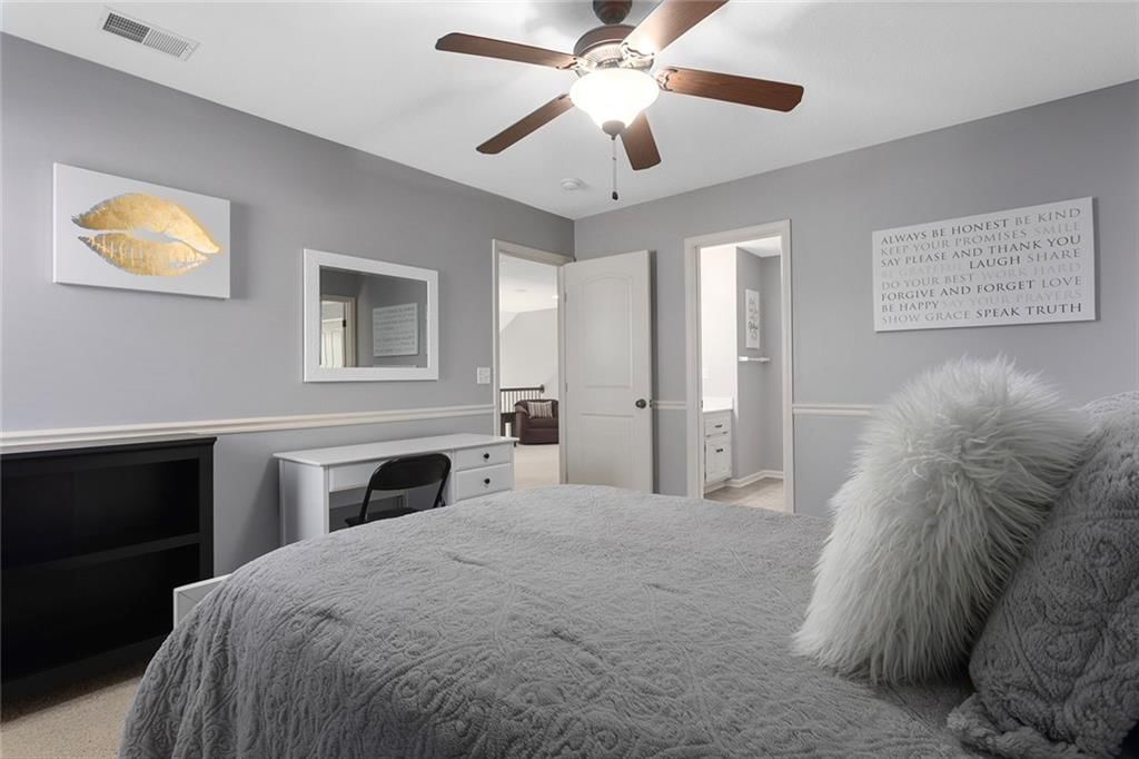 8915 N Lewis Avenue — photo 44