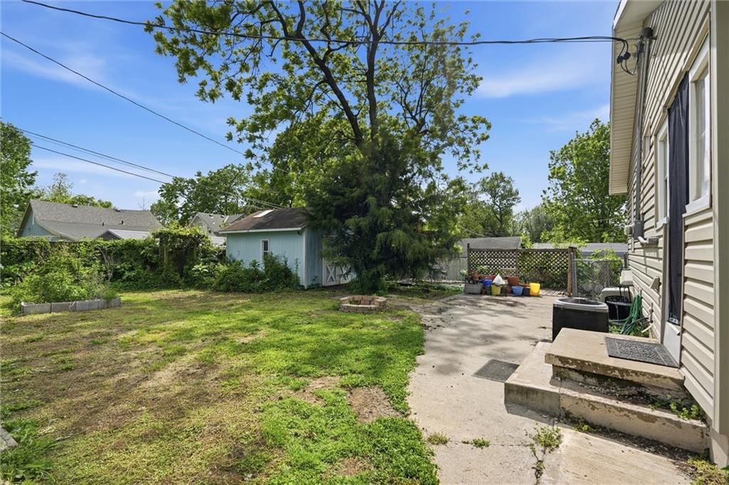 2901 W 43rd Terrace — photo 14