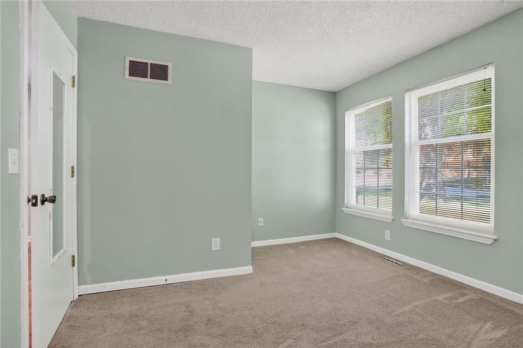 7417 N PARK Avenue — photo 11