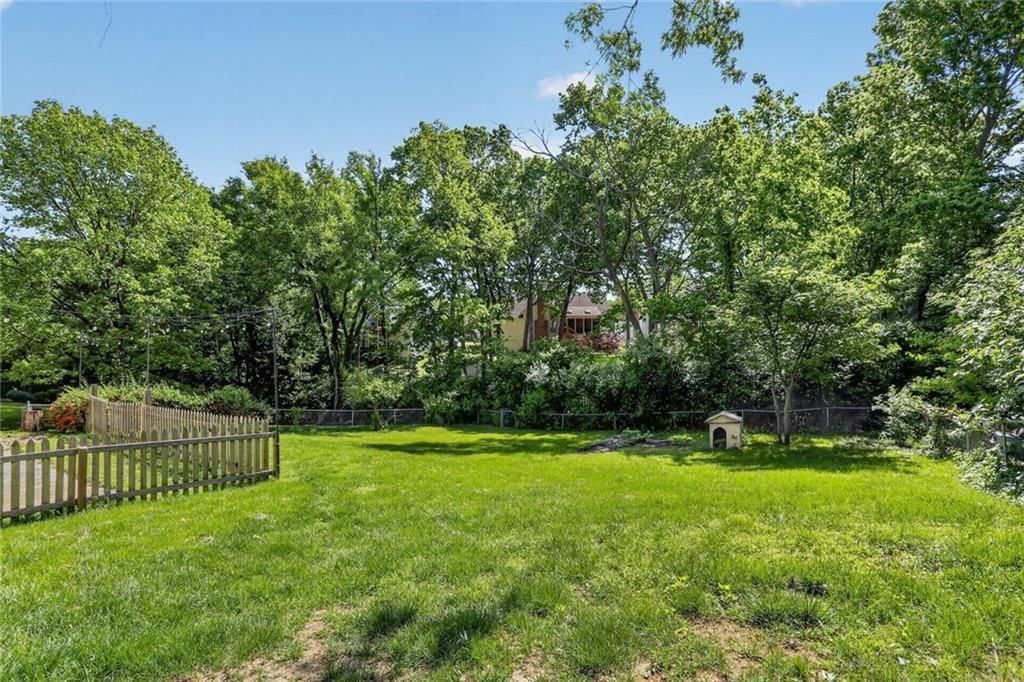 7417 N PARK Avenue — photo 23