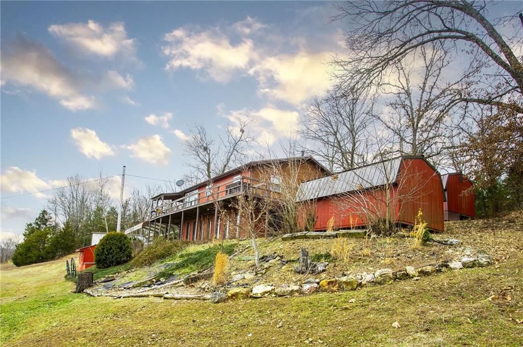 20325 Lost Valley Road — photo 3