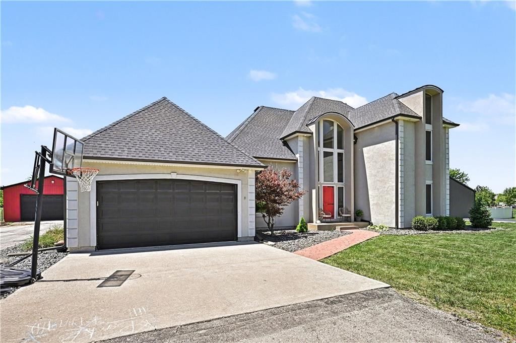 9330 Valley Garden Drive — photo 4