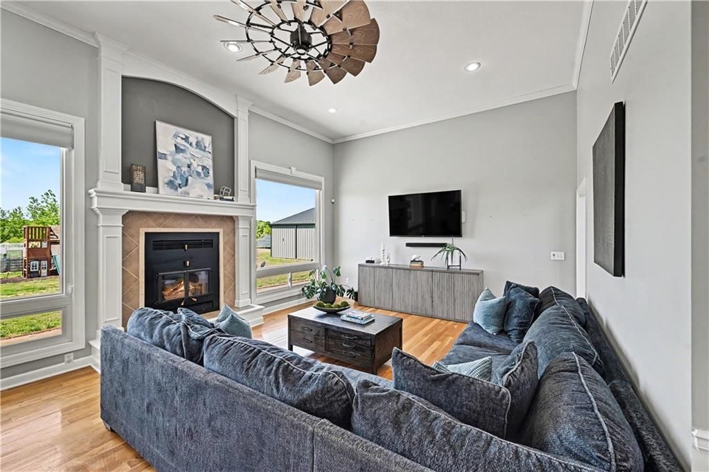 9330 Valley Garden Drive — photo 11