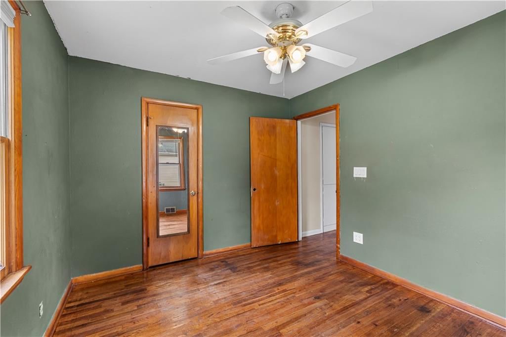 329 W Atlantic Street — photo 12