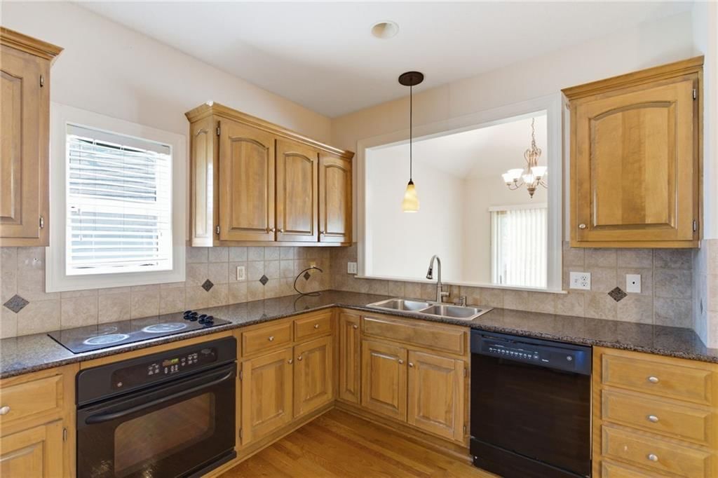 3008 SW 9TH Terrace — photo 17