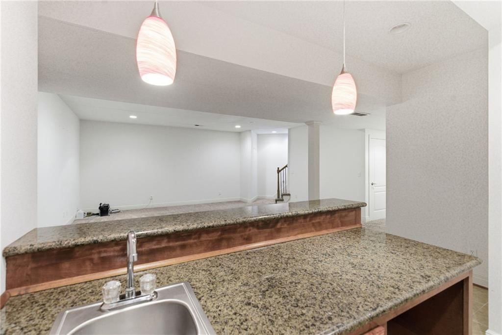 3008 SW 9TH Terrace — photo 38
