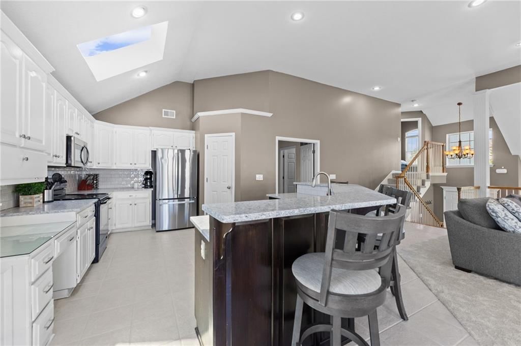 10137 THEDEN Circle — photo 10