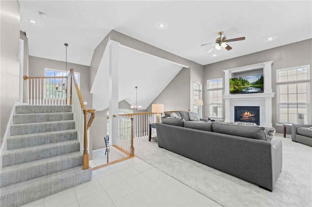 10137 THEDEN Circle — photo 11