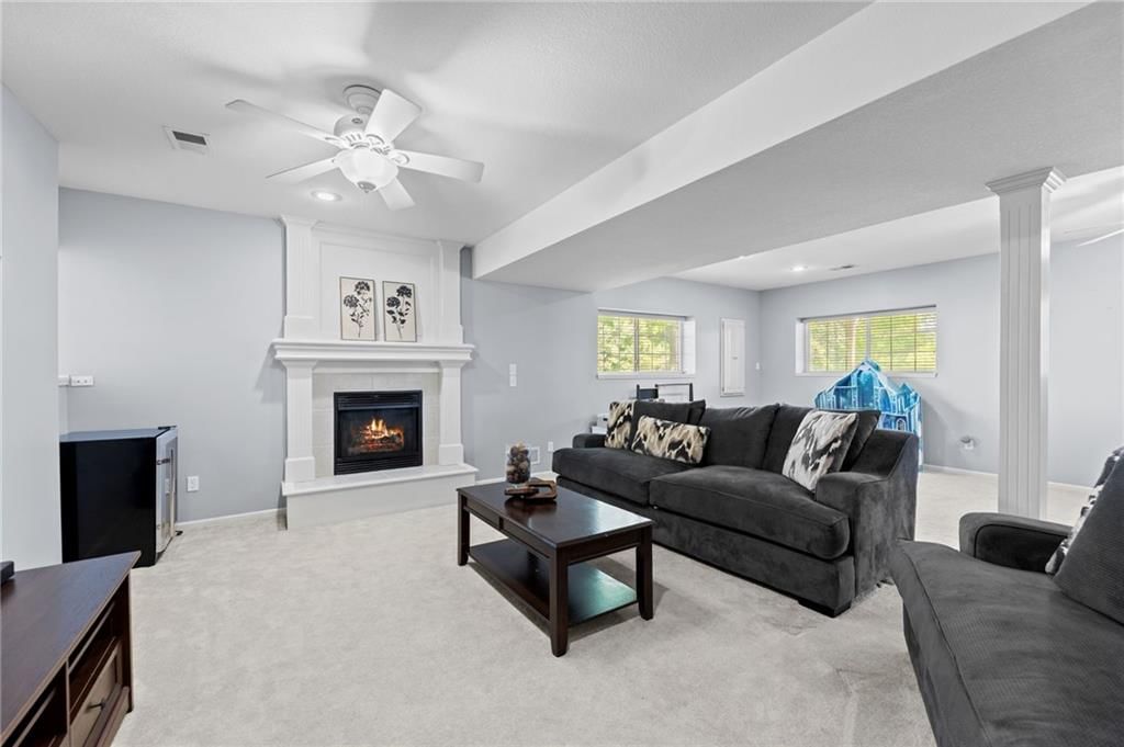 10137 THEDEN Circle — photo 27