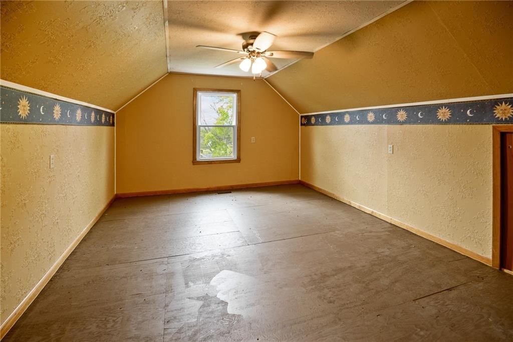313 N College Street — photo 14