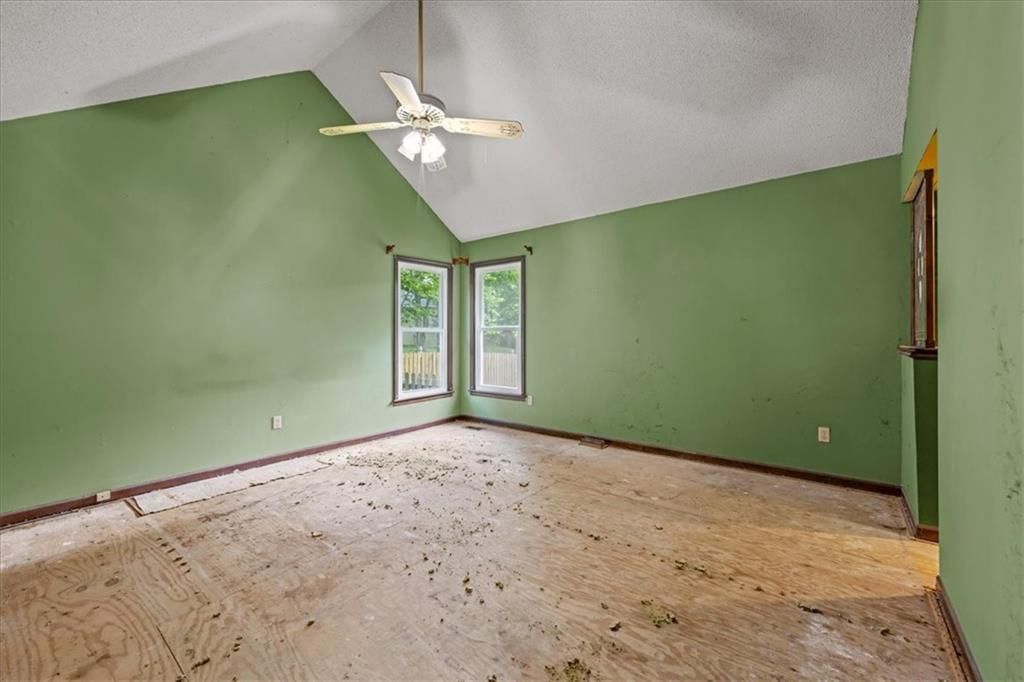 8300 Grant Avenue — photo 10