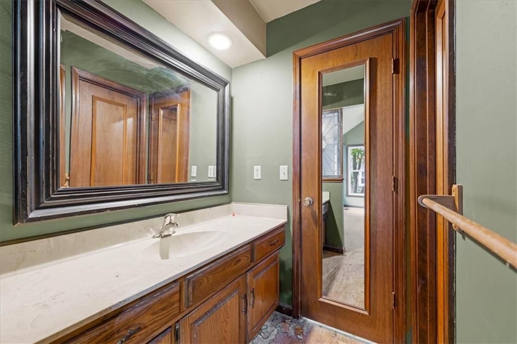 8300 Grant Avenue — photo 12
