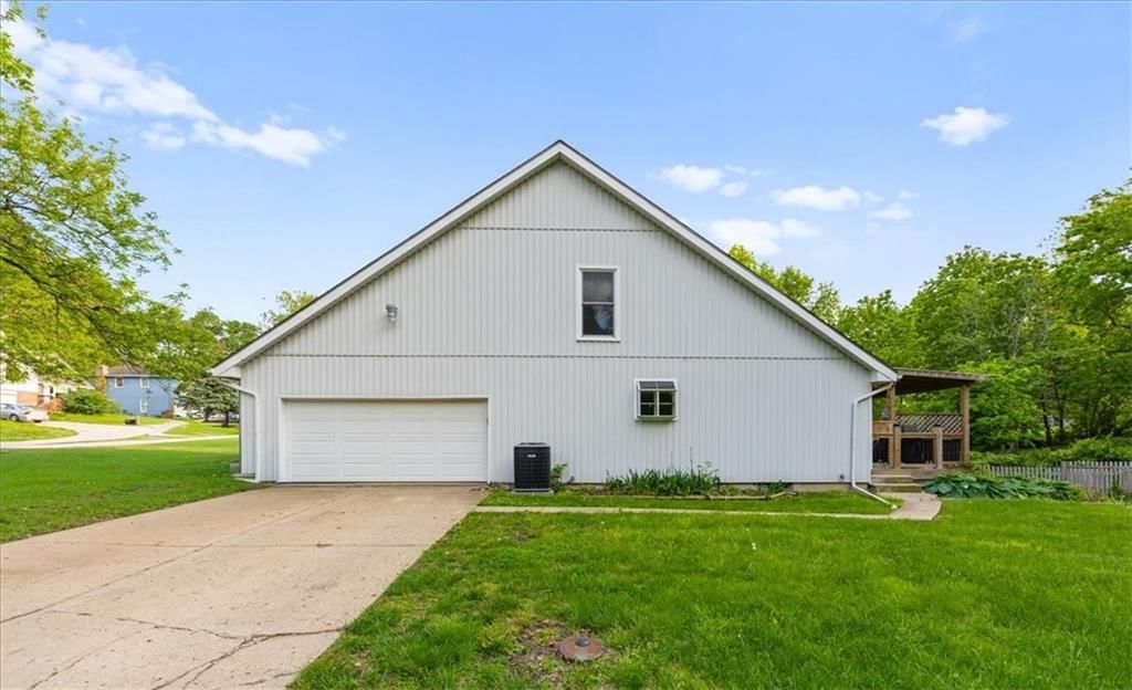 8300 Grant Avenue — photo 25