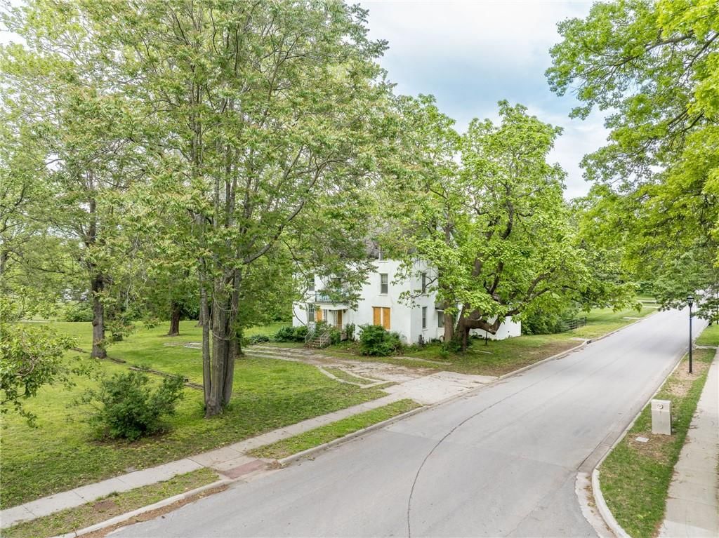 414 E Cedar Street — photo 3